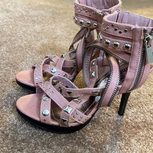 DOLLHOUSE light pink buckle zipper heels punk NWOT